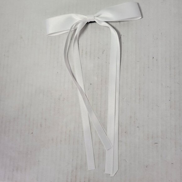 Revolve Shashi Set Of 3 Elsa Green & White Long Satin Alligator Clip Hair Bows - Picture 3 of 7